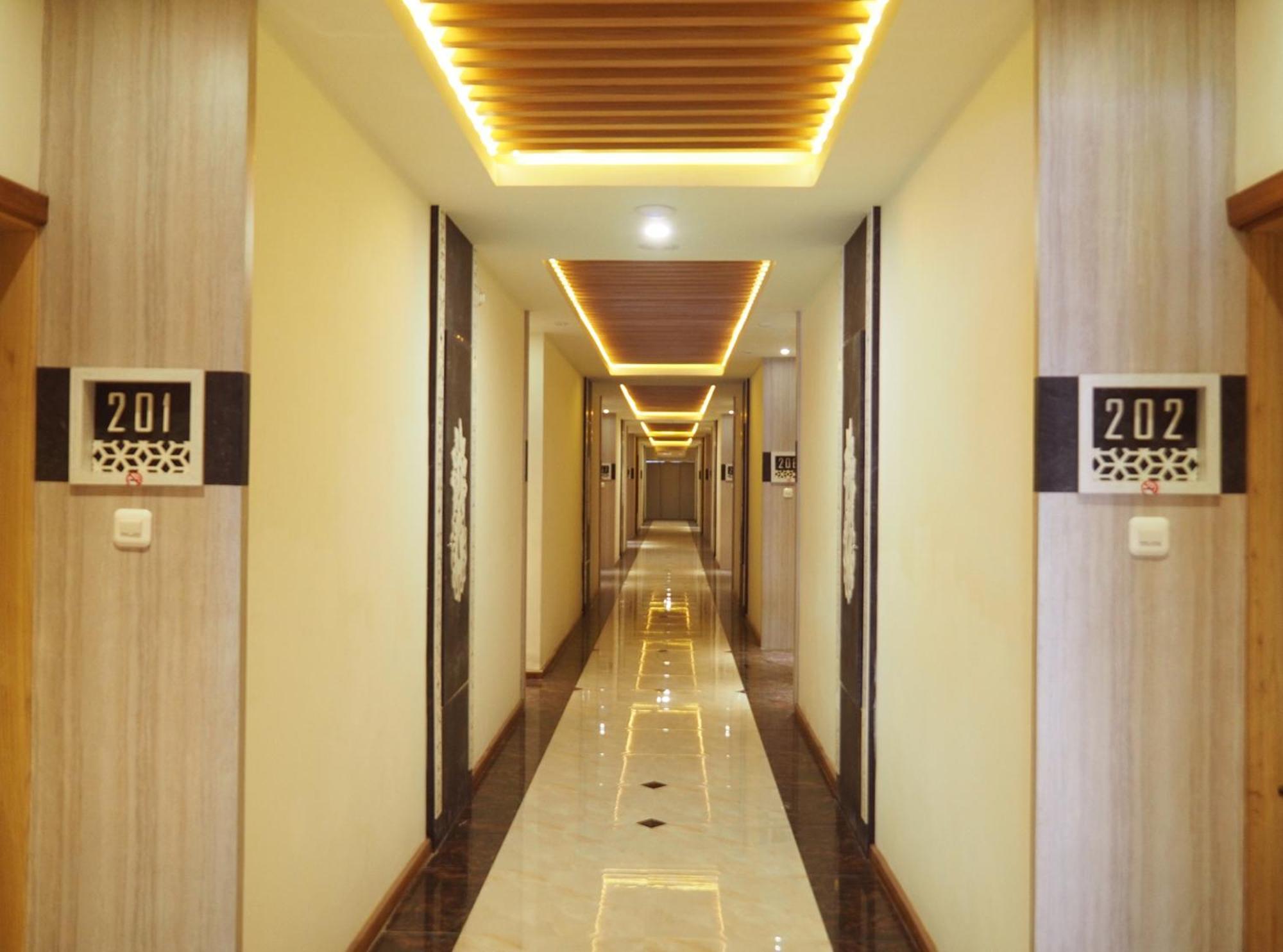 Luminor Hotel Banyuwangi By Wh Eksteriør bilde