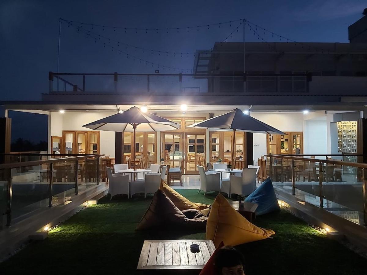 Luminor Hotel Banyuwangi By Wh Eksteriør bilde